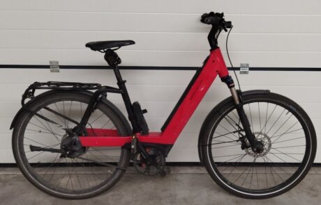 Riese & Müller Nevo Vario 500Wh (TWEEDEHANDS) 2023, Dynamic Red Metallic