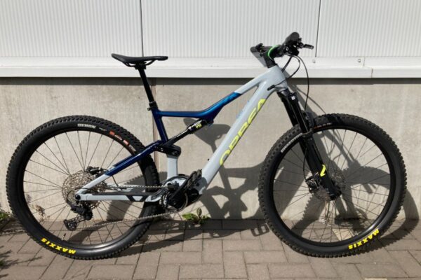 Orbea Rise H30 (TWEEDEHANDS) 2025, GRY-BLU