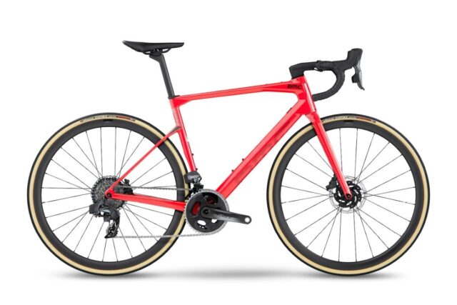 BMC Roadmachine 01 FOUR 2023, Red Black White