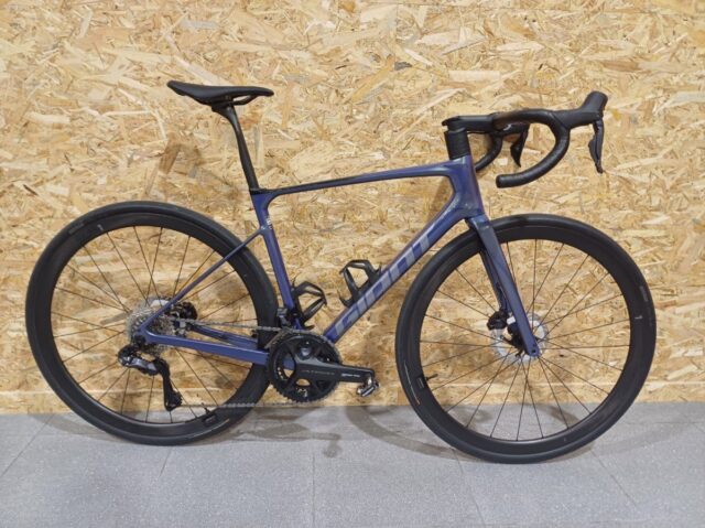 Giant Defy Advanced Pro 0 (TWEEDEHANDS) 2025, Interstellar
